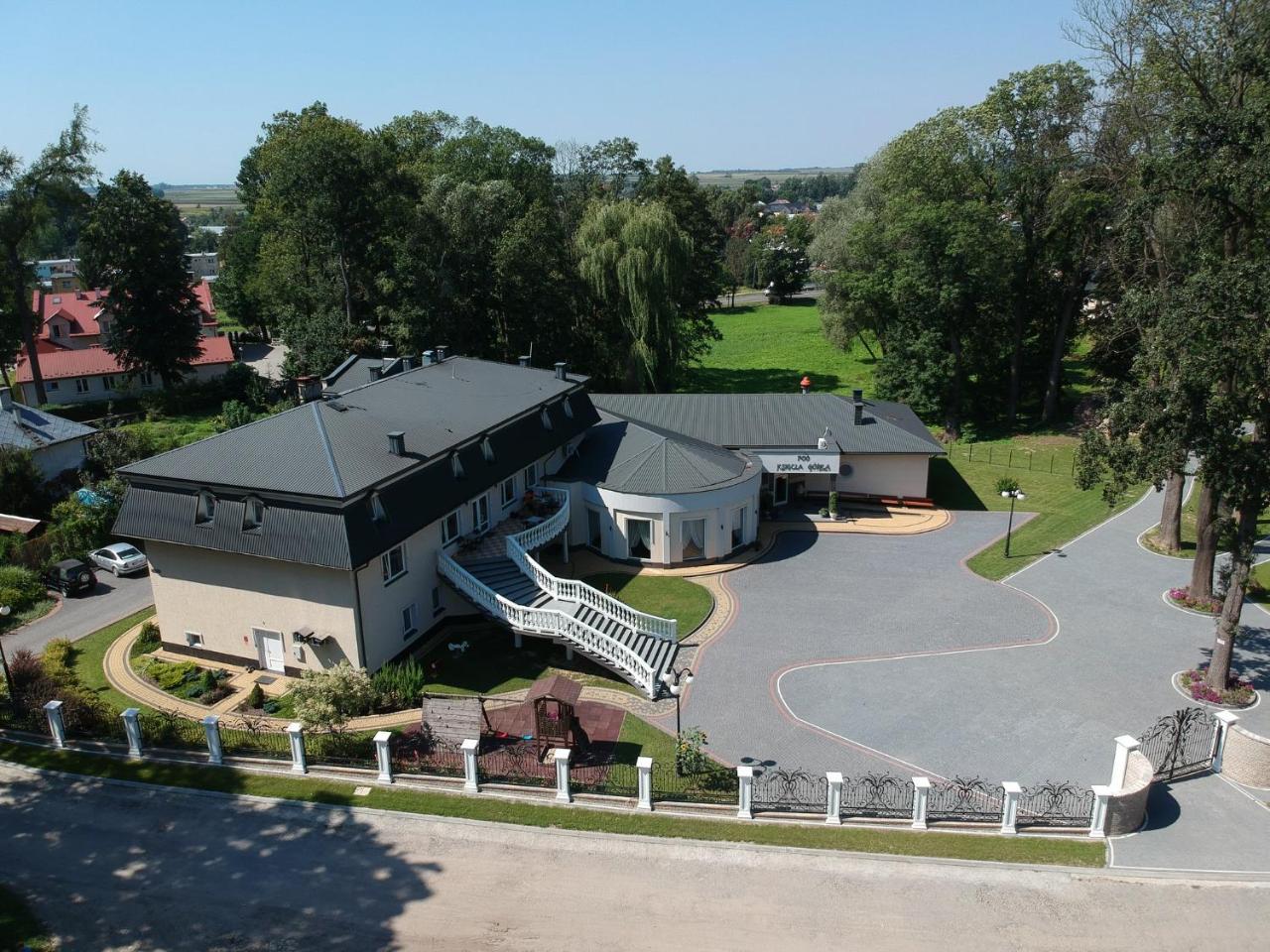 Pod Ksiecia Gorka Hotel Oleszyce Екстериор снимка