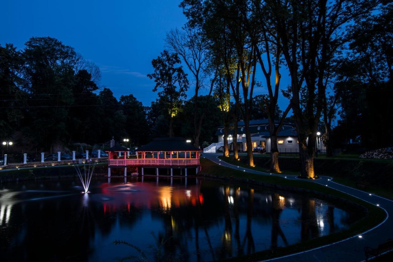 Pod Ksiecia Gorka Hotel Oleszyce Екстериор снимка