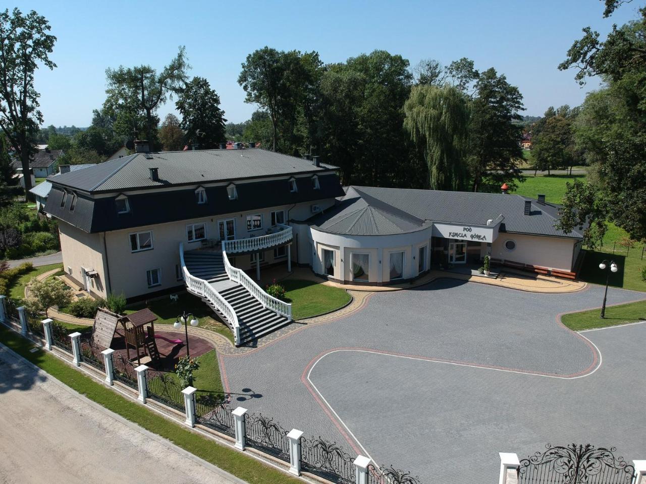 Pod Ksiecia Gorka Hotel Oleszyce Екстериор снимка